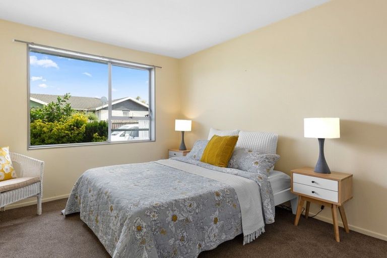 Photo of property in 1/136 Wainoni Road, Avondale, Christchurch, 8061