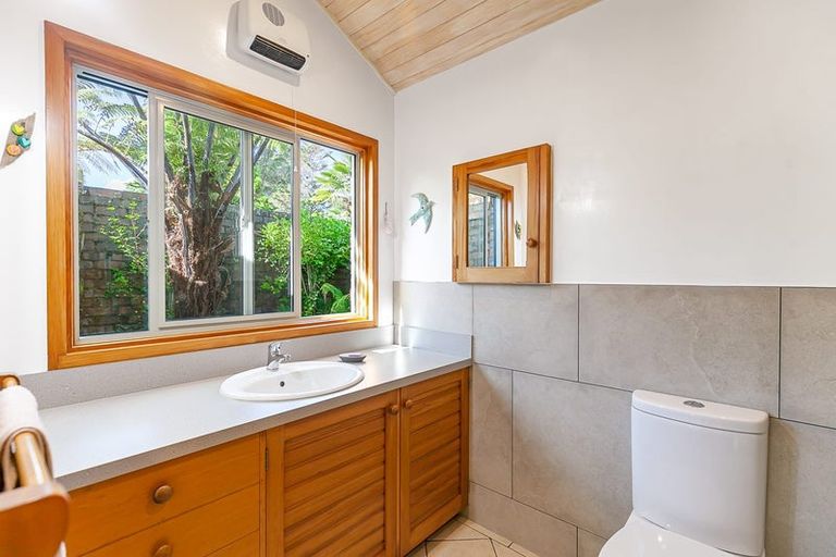 Photo of property in 70 Central Takaka Road, Takaka, 7183