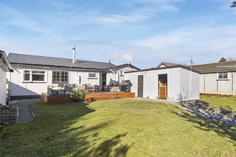 Photo of property in 14 Edward Street, Waimate, 7924