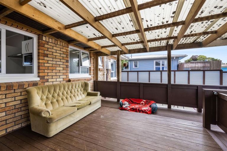 Photo of property in 29 Brookes Terrace, Waitara, 4320