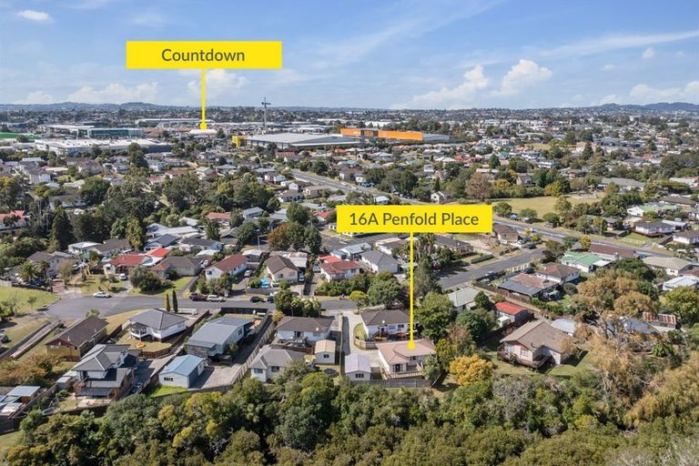 Photo of property in 16a Penfold Place, Henderson, Auckland, 0610
