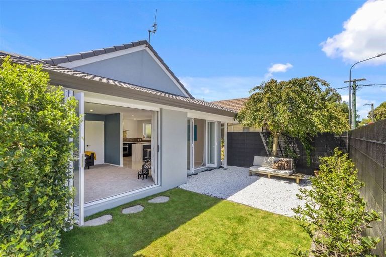 Photo of property in 4 Stirling Street, Merivale, Christchurch, 8014