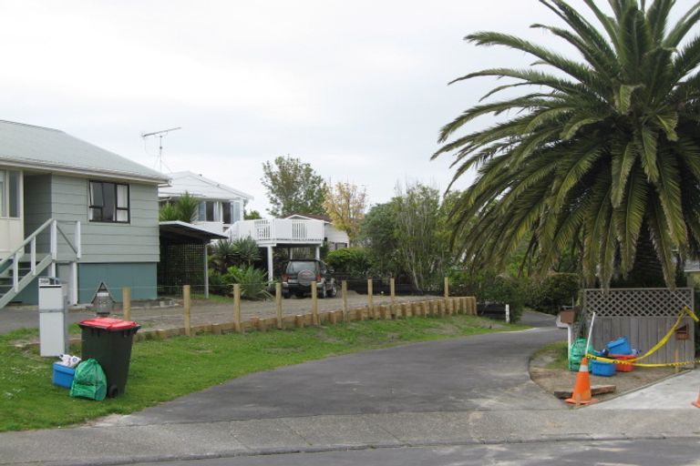 Photo of property in 42 Zealandia Road, Manly, Whangaparaoa, 0930