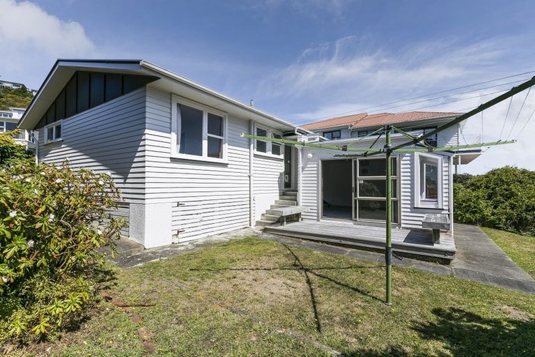 Photo of property in 8 Witham Street, Island Bay, Wellington, 6023