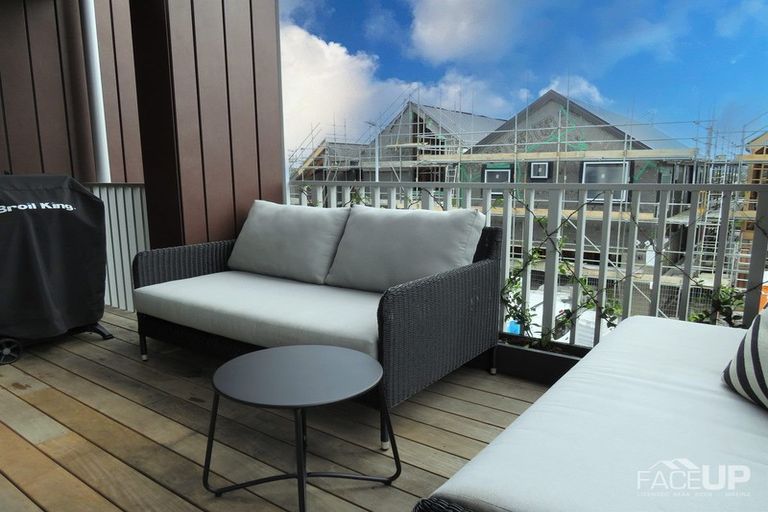 Photo of property in 8/2 Warrant Officer Lane, Hobsonville, Auckland, 0616