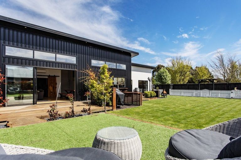 Photo of property in 4 Corriedale Lane, West Melton, 7618