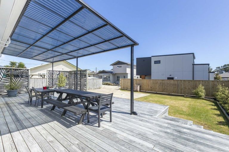 Photo of property in 7b French Street, Moturoa, New Plymouth, 4310