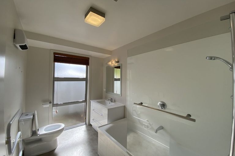 Photo of property in 26 Harrys Close, Arthurs Point, Queenstown, 9371