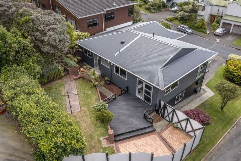 Photo of property in 35 Leeward Drive, Whitby, Porirua, 5024