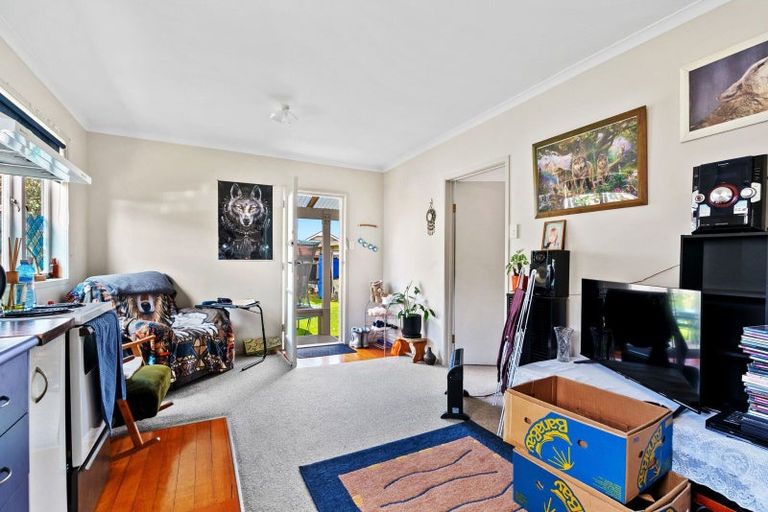 Photo of property in 14 Donald Street, Regent, Whangarei, 0112