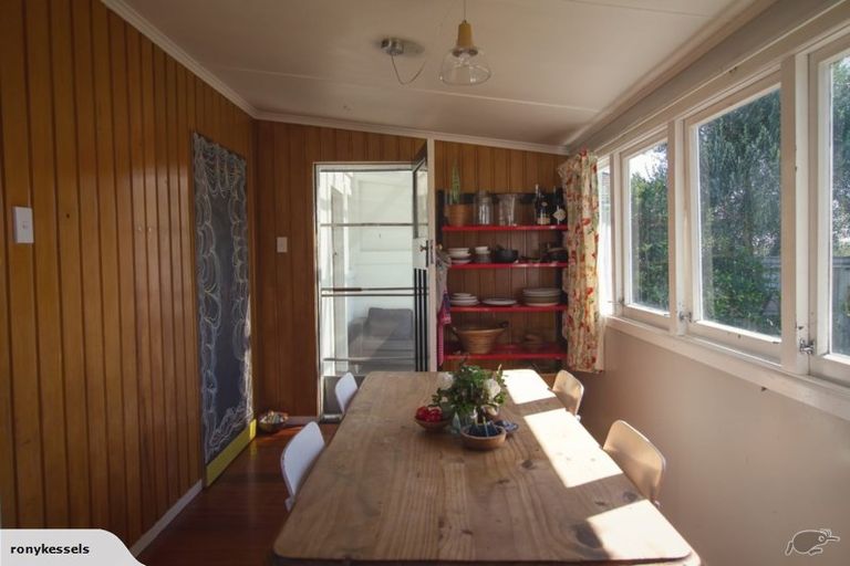 Photo of property in 9 Kinross White Street, Napier South, Napier, 4110