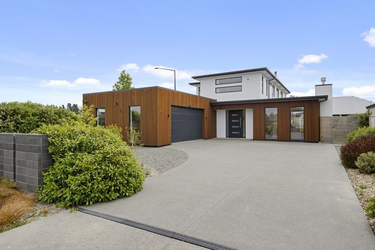 Photo of property in 1 Hinterland Drive, Prebbleton, 7604