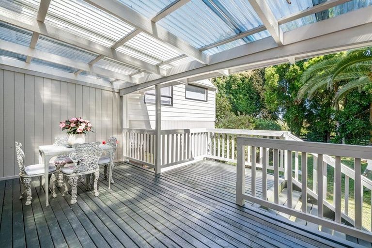 Photo of property in 2162 State Highway 16, Helensville, 0875