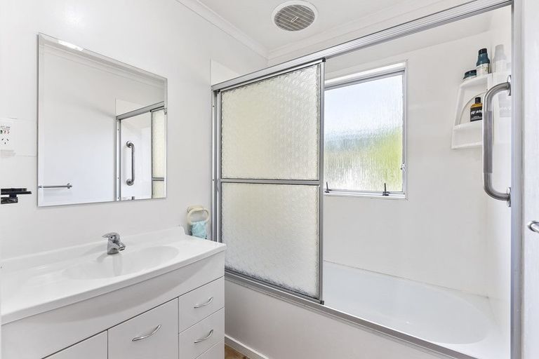 Photo of property in 76 Riwai Street, Paraparaumu, 5032