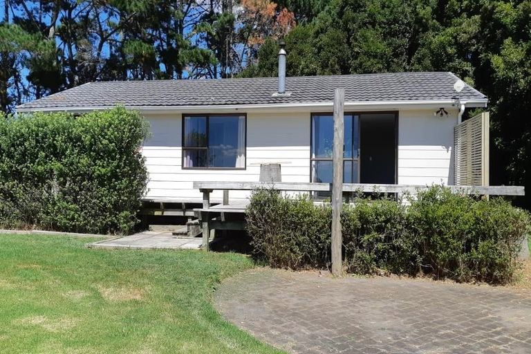 Photo of property in 22 Irwin Road, Kingseat, Pukekohe, 2679