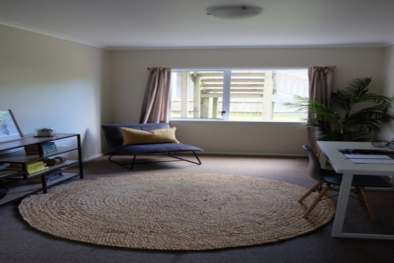 Photo of property in 1/15 Chatswood Grove, Fitzroy, New Plymouth, 4312