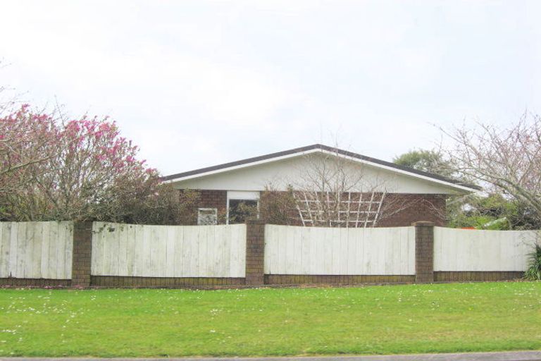 Photo of property in 543 Richmond Road, Lepperton, New Plymouth, 4373