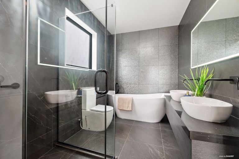 Photo of property in 58 Matangi View Drive, Orewa, 0931