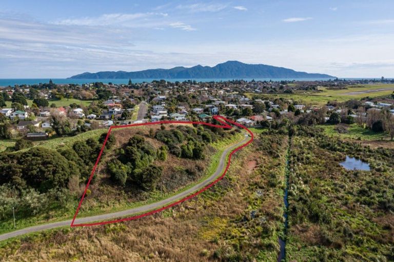 Photo of property in 58 Kiwi Road, Raumati Beach, Paraparaumu, 5032