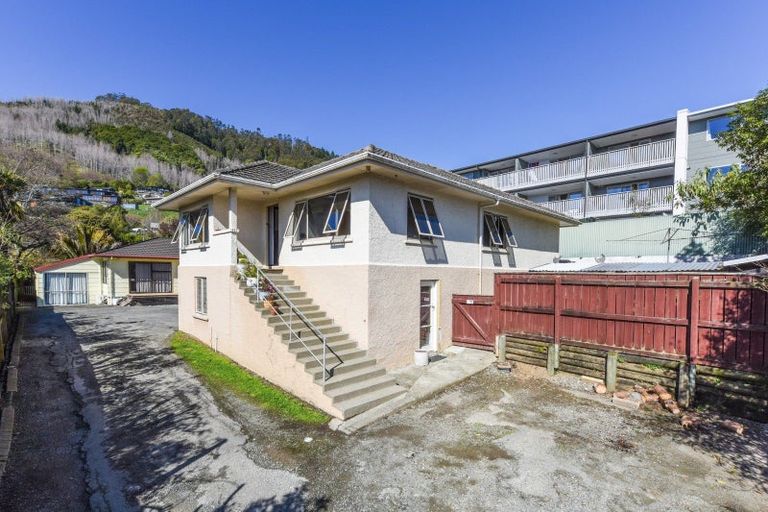 Photo of property in 121 Waimea Road, Nelson South, Nelson, 7010