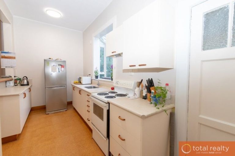 Photo of property in 60 Argyle Street, Mornington, Dunedin, 9011