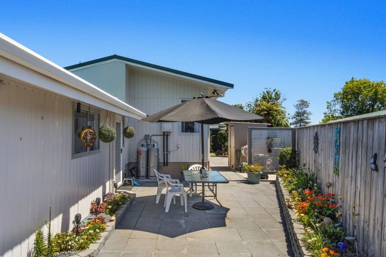 Photo of property in 25 Puriri Crescent, Edgecumbe, 3120