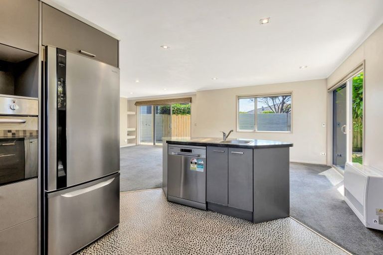 Photo of property in 26 Bedford Street, Fitzroy, New Plymouth, 4312