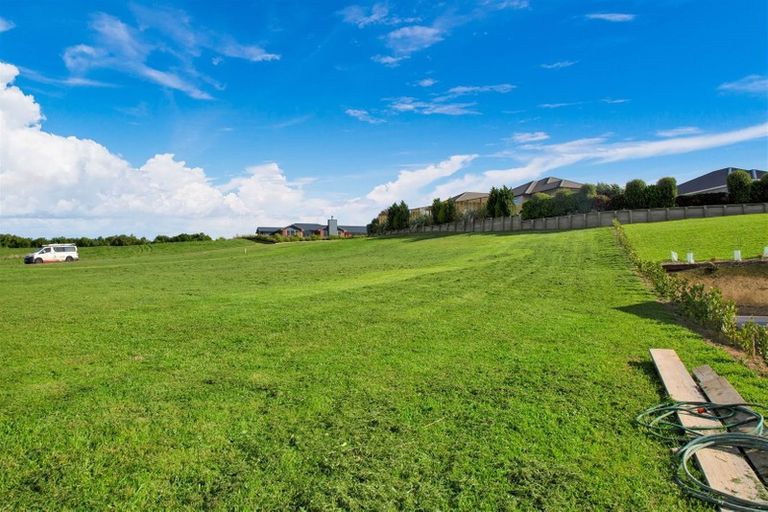 Photo of property in 1 Larlin Heights, Hawera, 4675