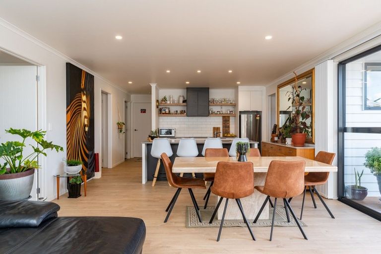 Photo of property in 62 Stace Hopper Drive, One Tree Point, 0118