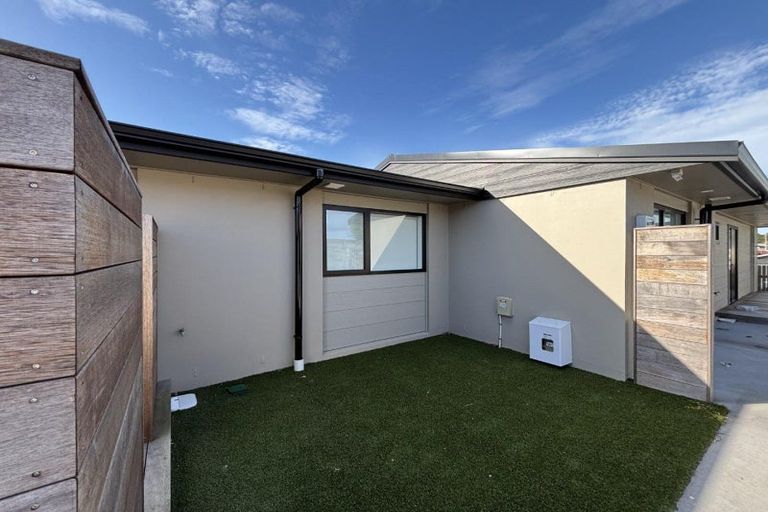 Photo of property in 268a Courtenay Street, Strandon, New Plymouth, 4312