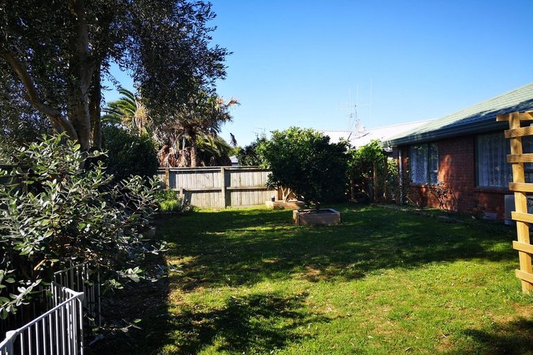 Photo of property in 25 Newfield Drive, Fairview Downs, Hamilton, 3214