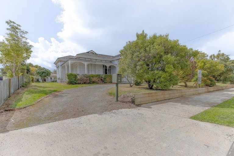 Photo of property in 16 Toia Street, Marton, 4710