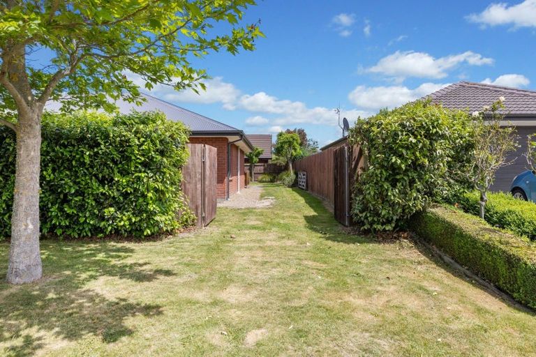 Photo of property in 54 Acacia Avenue, Rangiora, 7400