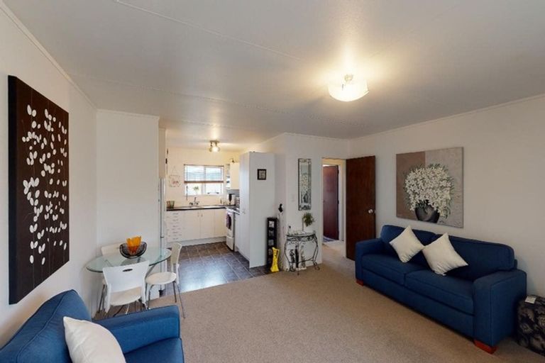 Photo of property in 3/50 Kenderdine Road, Papatoetoe, Auckland, 2025