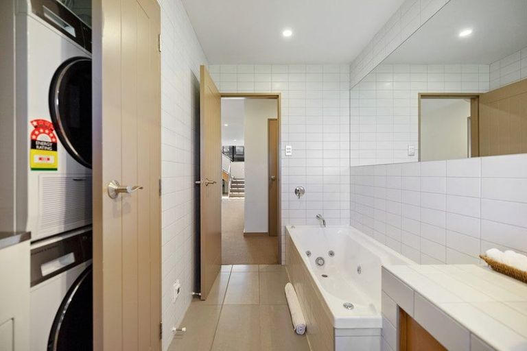 Photo of property in 2a London Lane, Queenstown, 9300