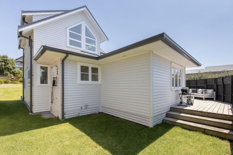 Photo of property in 107a Oceanview Road, Mount Maunganui, 3116
