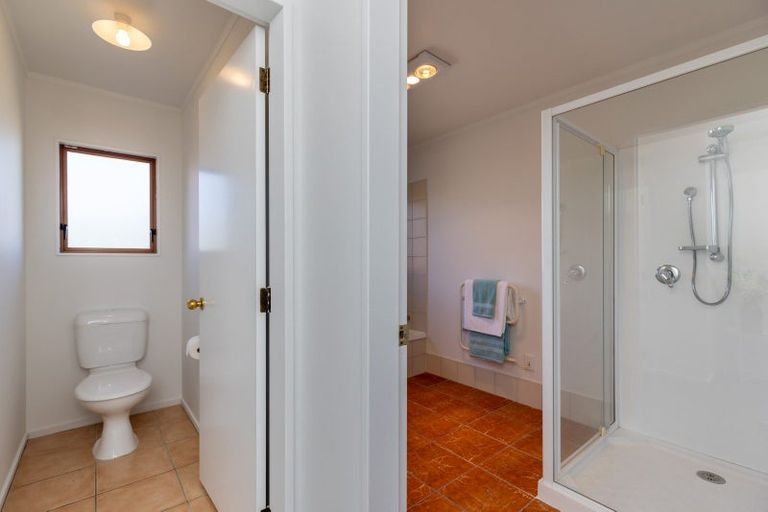 Photo of property in 76 Hinemoa Street, Paraparaumu, 5032