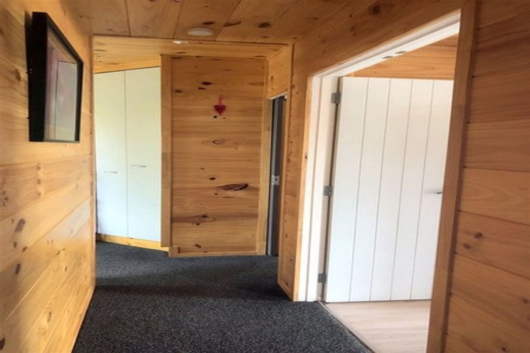 Photo of property in 13a Ross Street, Otane, 4202