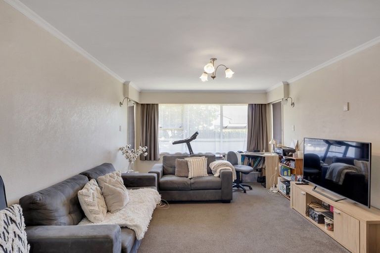 Photo of property in 21 Fantham Street, Hawera, 4610