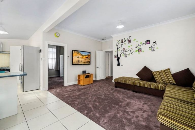 Photo of property in 49 Awamutu Grove, Waiwhetu, Lower Hutt, 5010