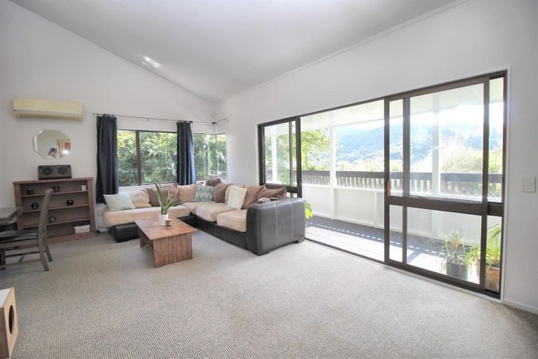 Photo of property in 35 Ngahere Drive, Horahora, Whangarei, 0110