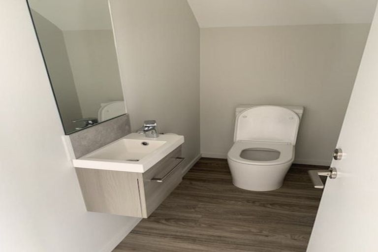 Photo of property in 10 Dave Jamieson Lane, Hillmorton, Christchurch, 8024