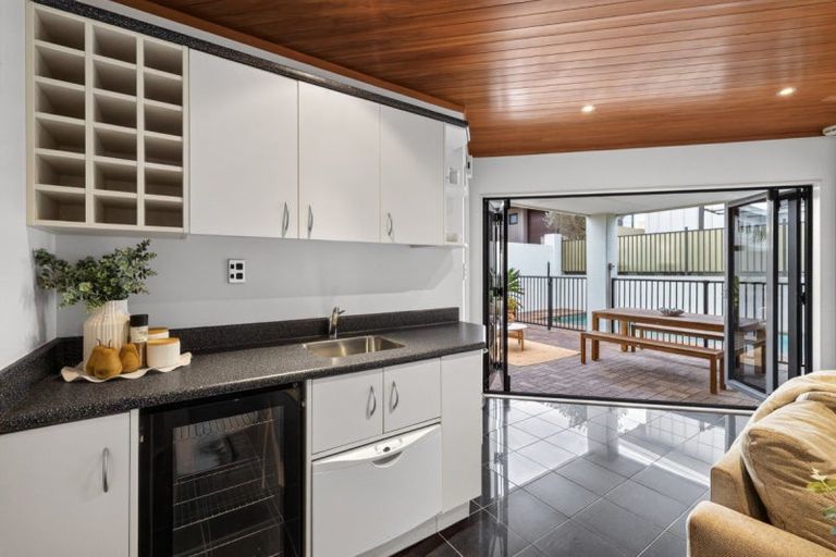 Photo of property in 1 Motiti Road, Papamoa Beach, Papamoa, 3118