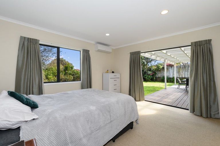 Photo of property in 54 Village Park Drive, Welcome Bay, Tauranga, 3112