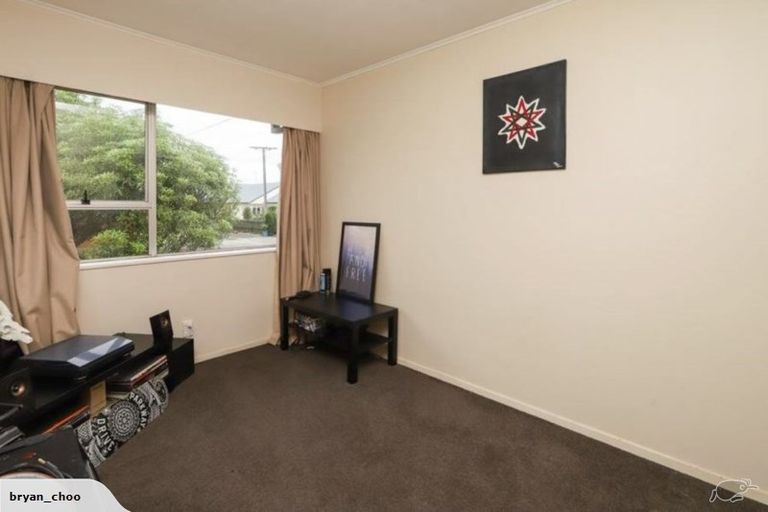Photo of property in 50c Braid Road, St Andrews, Hamilton, 3200