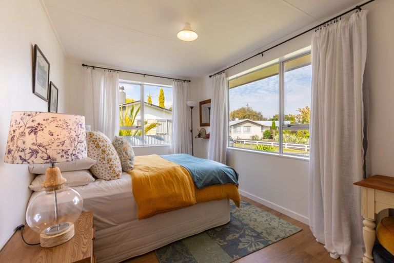 Photo of property in 15 Runciman Place, Dannevirke, 4930