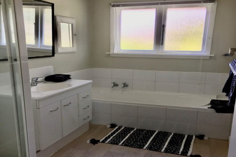 Photo of property in 1/10 Springhill Street, Avonhead, Christchurch, 8042