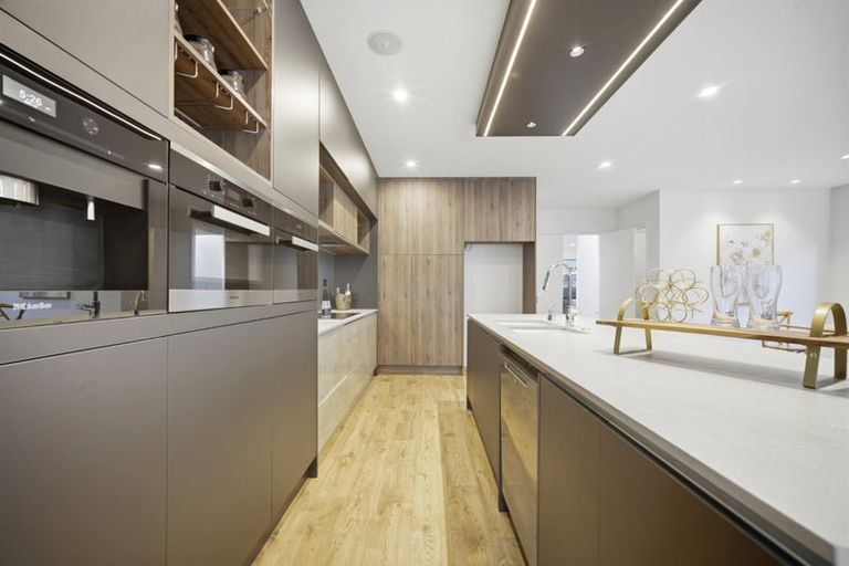 Photo of property in 5 Luff Place, Long Bay, Auckland, 0630