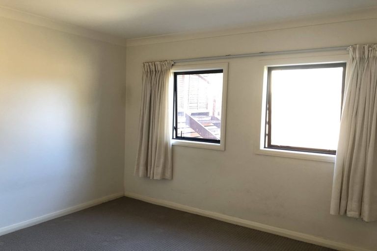 Photo of property in 34 Sea Spray Drive, Bucklands Beach, Auckland, 2012