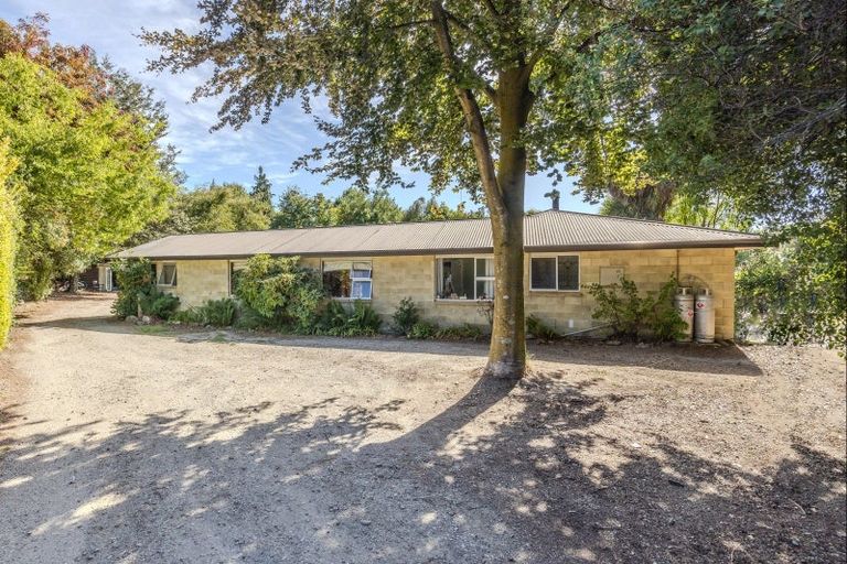 Photo of property in 216 Stone Street, Wanaka, 9305